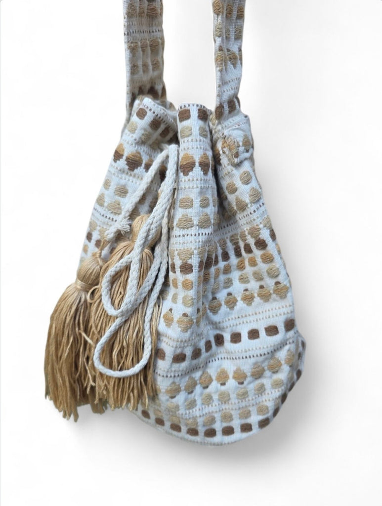 Γυναικεία Τσάντα Πουγκί B345 - Λευκό & Μπεζ